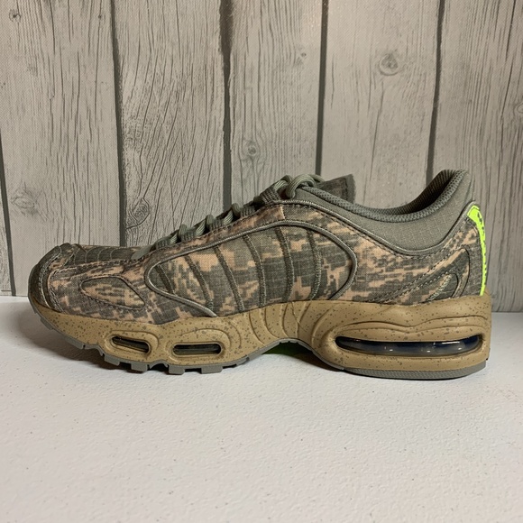 Nike Air Max Tailwind IV SP BV1357-001 - Picture 2 of 5